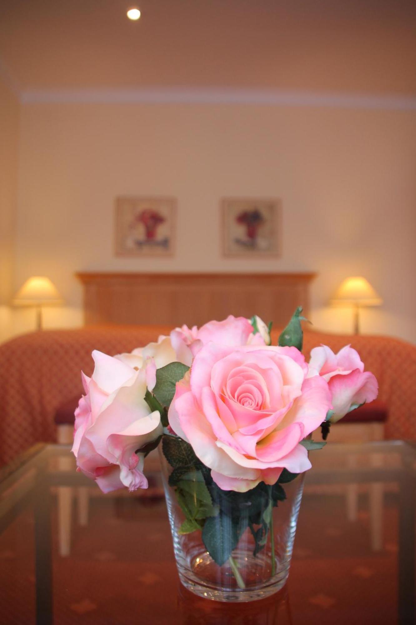 Romantik Im Hotel Villa Roehl Timmendorfer Strand Rom bilde